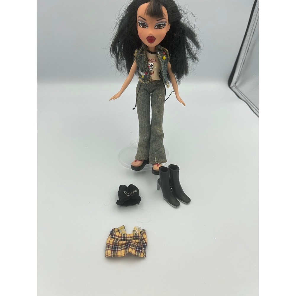 Bratz Stylin It Hippie chic Jade fashion doll